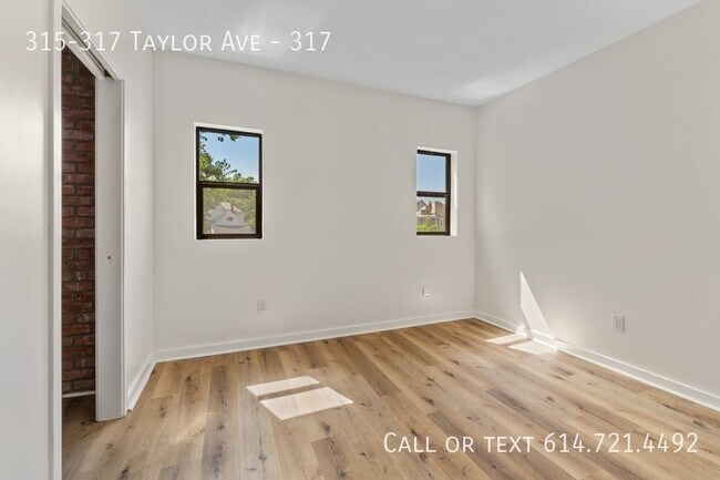Foto del edificio - 315-317 Taylor Ave-317