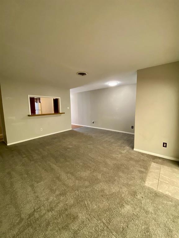 Foto del edificio - 5810 Clarewood Dr