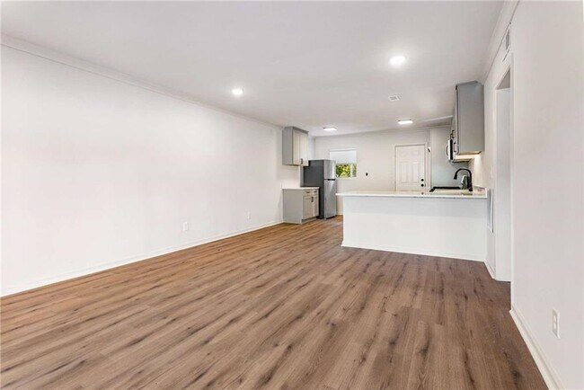 Foto del edificio - 1135 Woodland Ave NE
