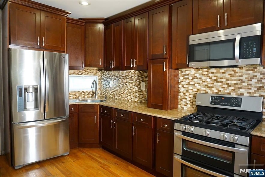 Foto principal - 247 Mt Prospect Ave