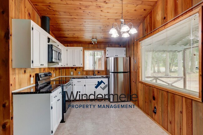 Building Photo - Cozy 2 Bed 2 Bath Home in Coupeville