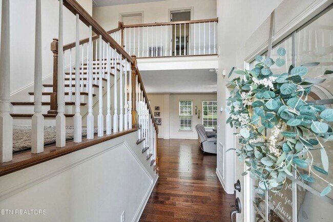 Building Photo - Luxury 5 Bedroom West Knox Home
