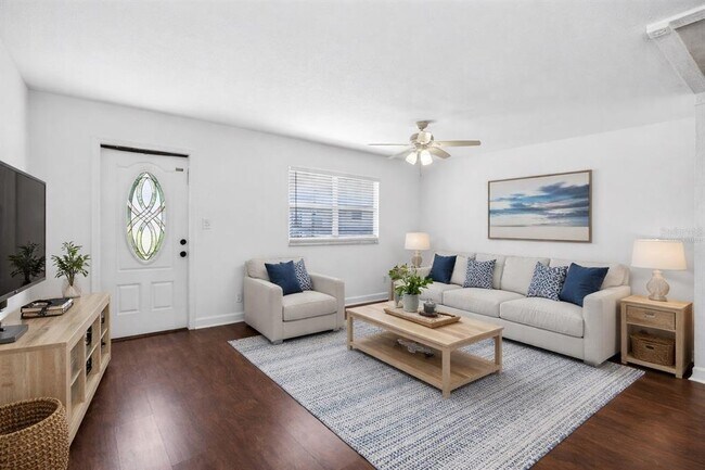 Foto del edificio - 1801 Bedford Ln