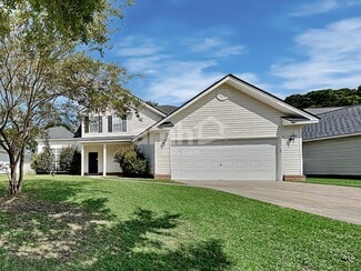 Building Photo - 805 Laurel Hill Cir