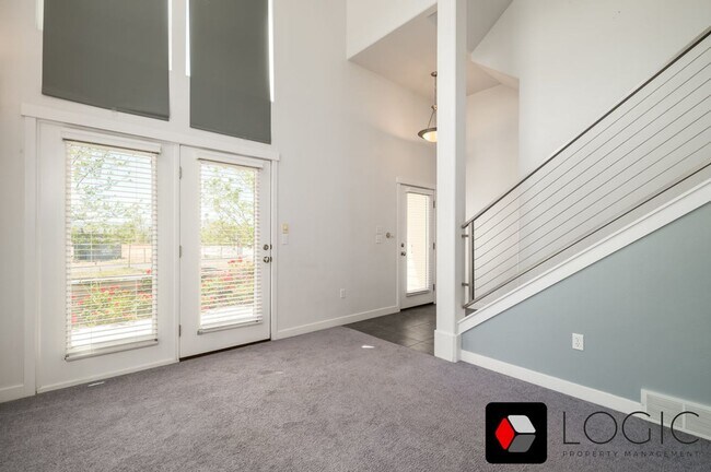 Foto del edificio - 4594 S Jordan Pkwy W