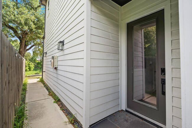 Foto del edificio - 4032 Porter St