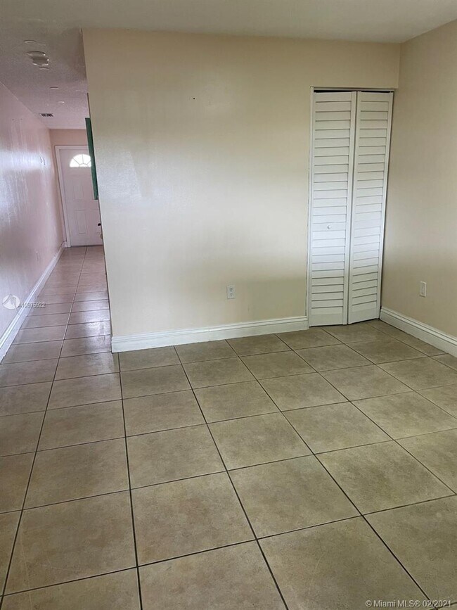 Foto del edificio - 200 SW 113th Ave