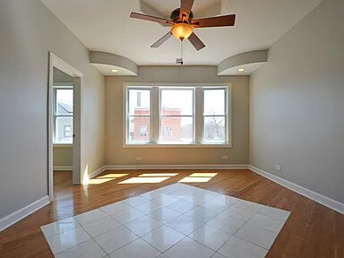 Foto del edificio - 1922 W 47th St