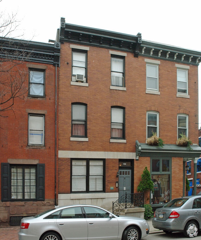 Building Photo - 257 S 21st St