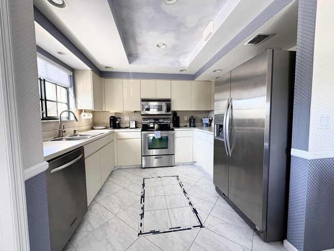 Building Photo - 15622 Loch Maree Ln