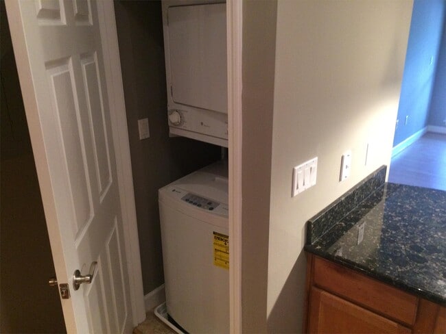 Building Photo - 2766 Mcknight Crossing Ct