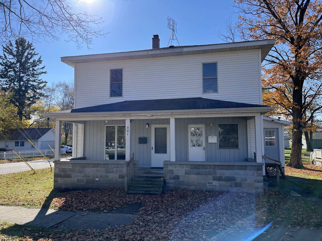 Foto principal - 601-1 N Main St