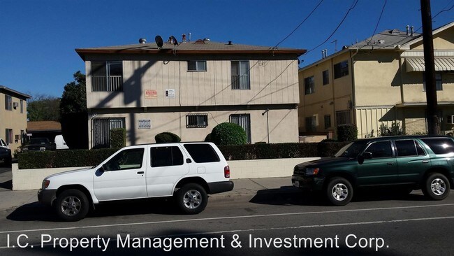 Building Photo - 6634 Woodman Ave
