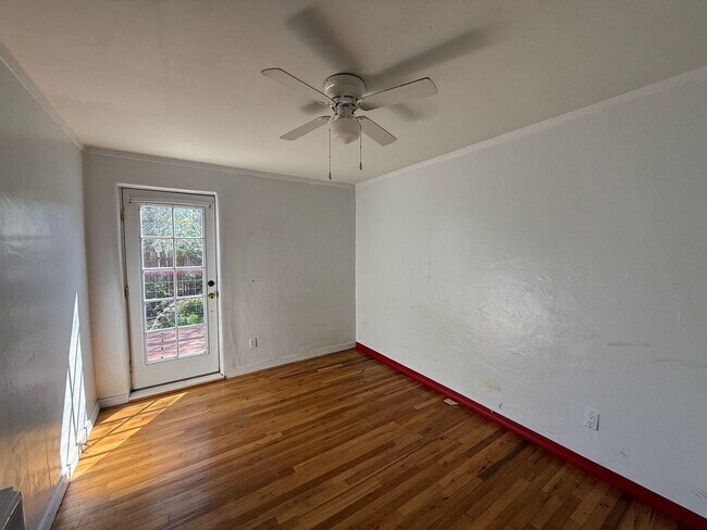 Foto del edificio - 1317 W Kelly St