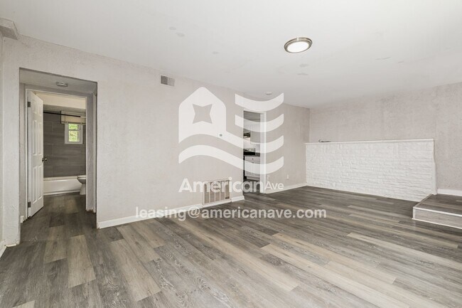 Foto del edificio - 1346 Beverly Rd