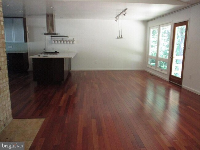 Foto del edificio - 3808 Maryland St