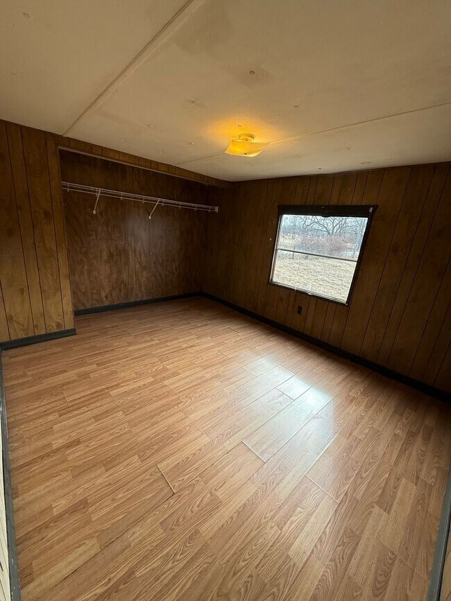 Foto del edificio - Cozy 2-Bedroom Home with Country Living – Diamond, MO