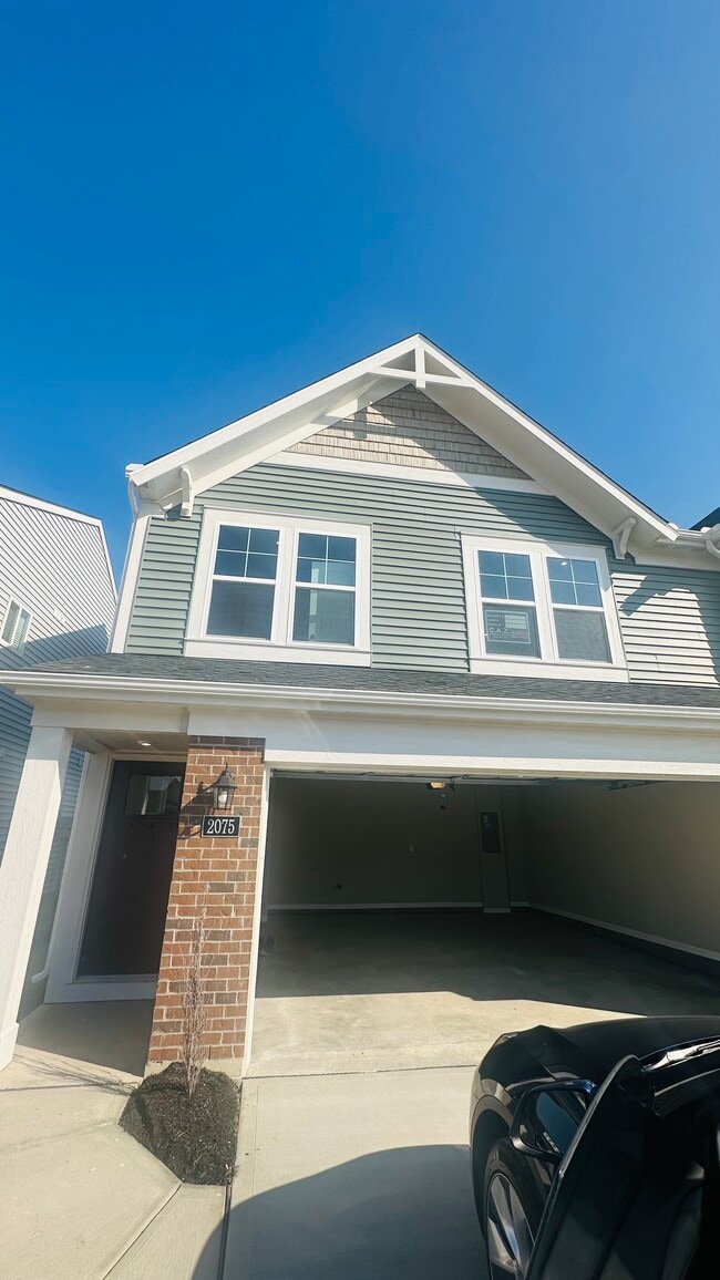 Photo - 2075 Wild Berry Wy Townhome