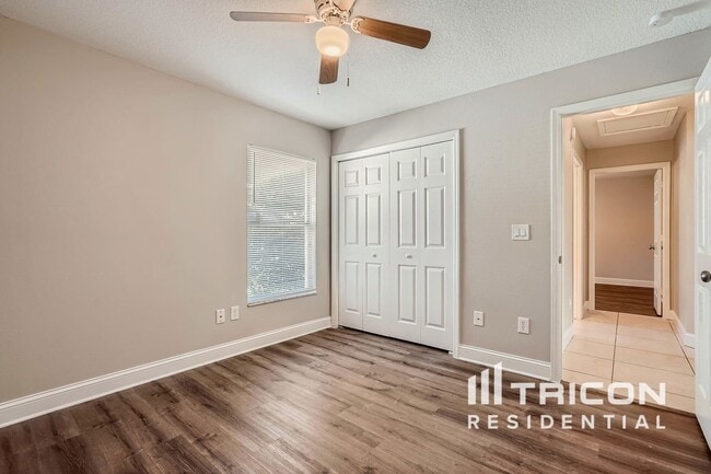 Building Photo - 1004 Quaker Ridge Ct