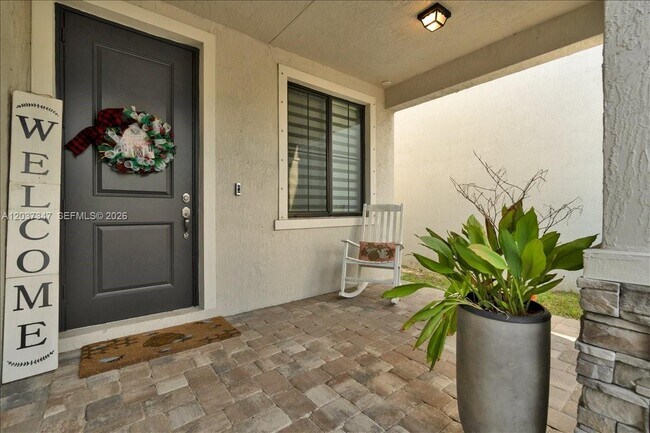 Building Photo - 3392 NW 5th St