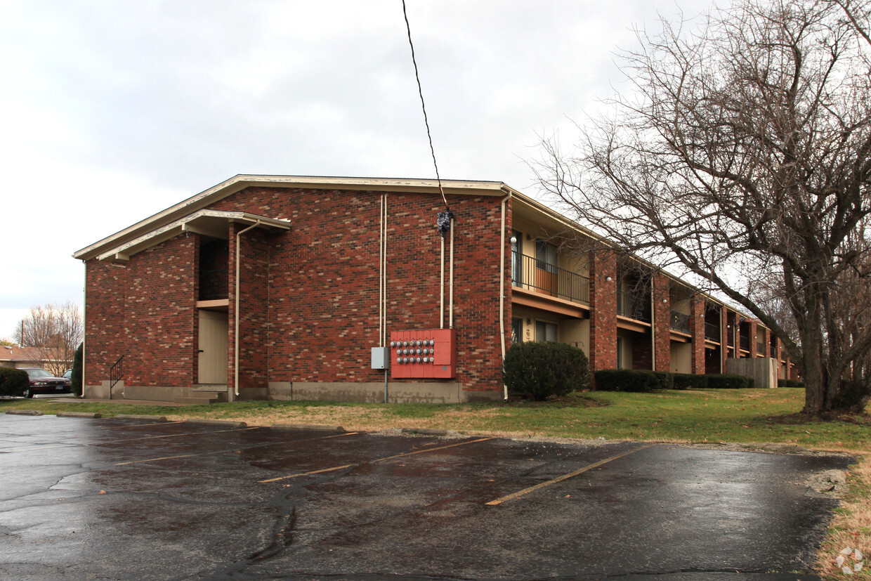 Primary Photo - Richardson Apartments