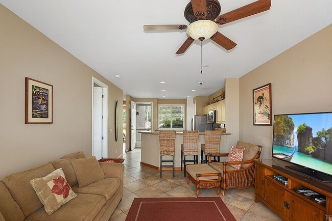 Building Photo - TURNKEY - LUXURY 2BED/2BA FULLY FURNISHED ...