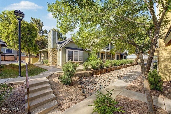 Building Photo - 4849 E Kachina Trail