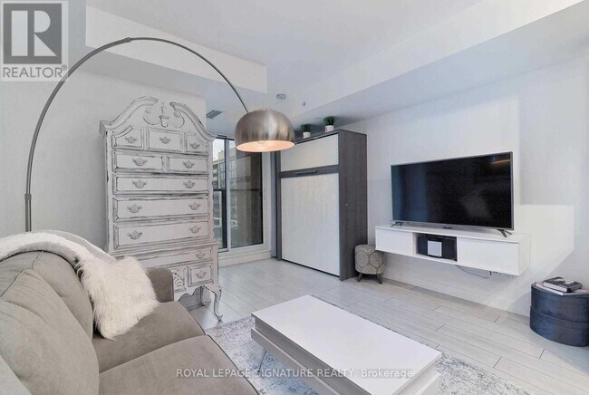 Photo du bâtiment - 31 Tippett Rd