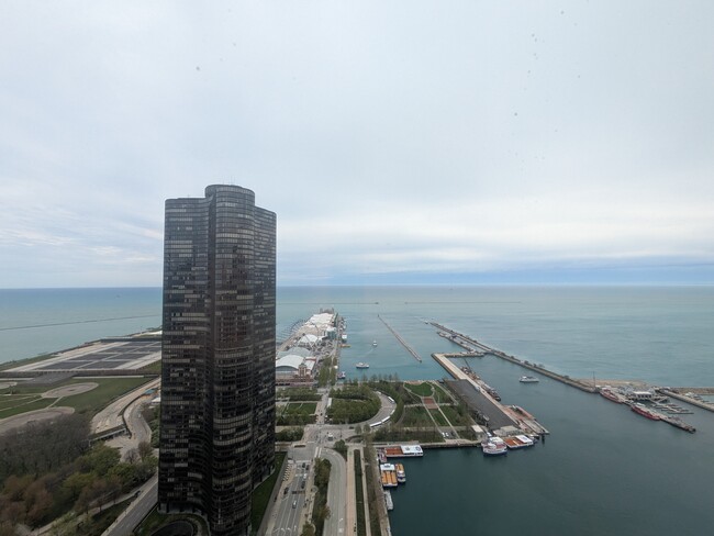 Building Photo - 474 N Lake Shore Dr