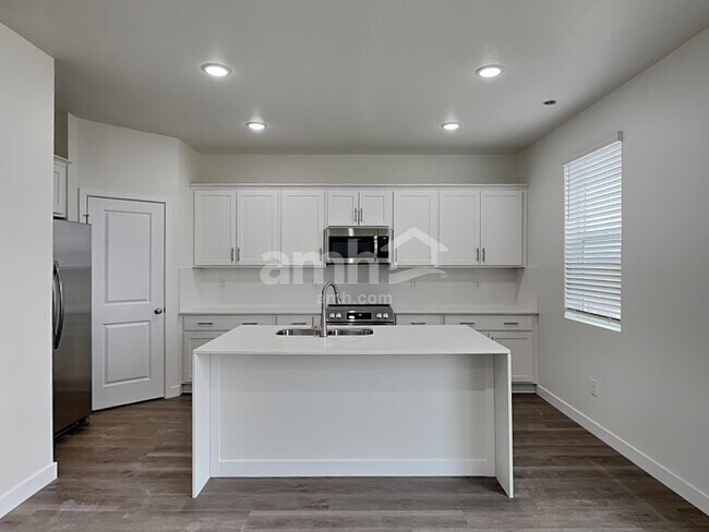 Foto del edificio - 1256 W Mahogany St