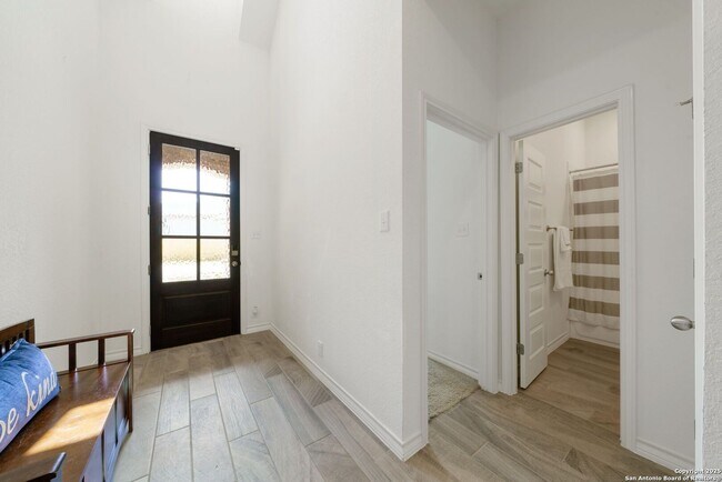 Foto del edificio - 4 Bedroom/3 Bath Ventana Subdivision