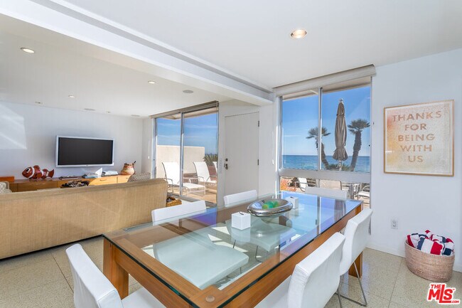 Foto del edificio - 22548 Pacific Coast Hwy