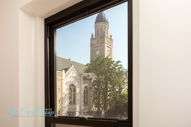 Foto del edificio - 187 E 4th St