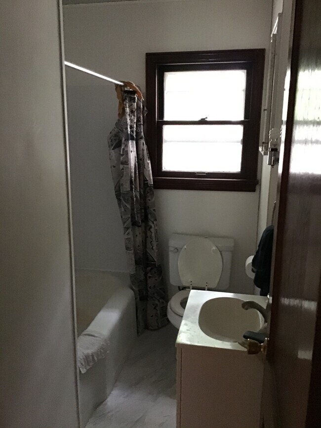 443 Two Mile Ave, Wisconsin Rapids, WI 54494 House Rental in