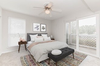 Building Photo - Hampton Point