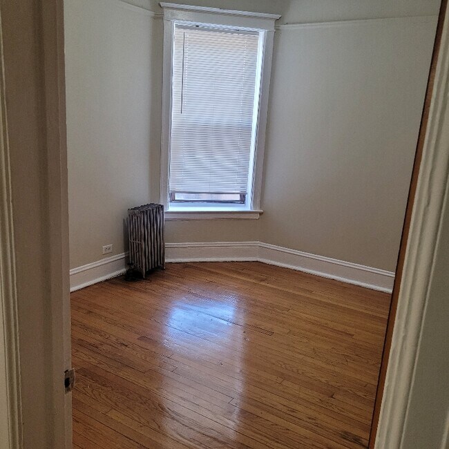 Foto del edificio - 4319 S Michigan Ave