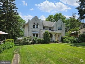 Building Photo - 507 N 25th St