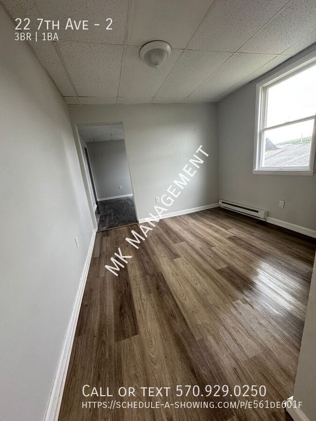 Building Photo - 22 7th Ave