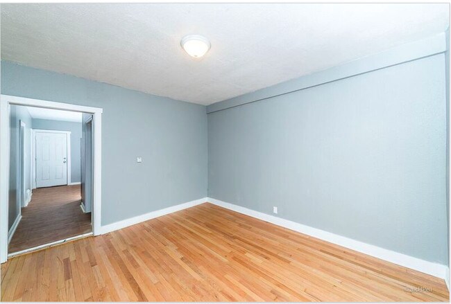 Building Photo - 8213 S Houston Ave