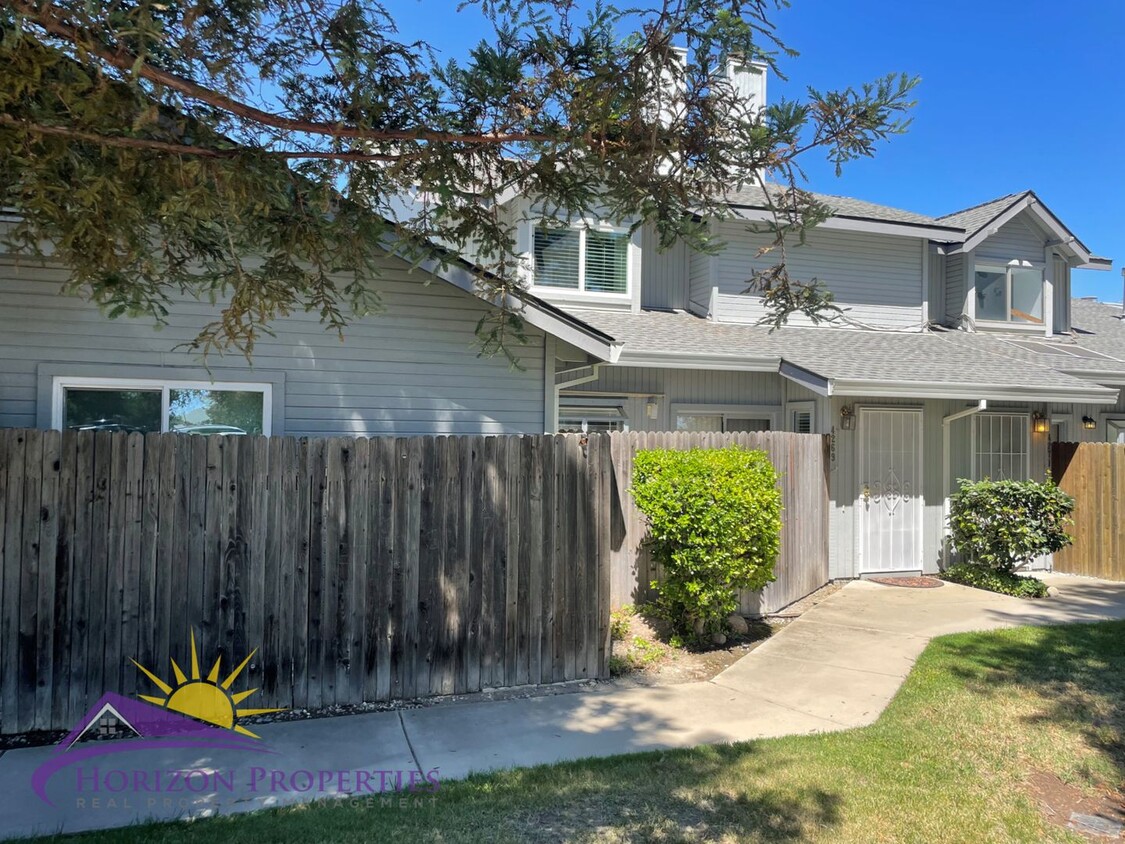 Primary Photo - Spacious Two-story 2 Bed 2 Bath 1,564 Sq. ...