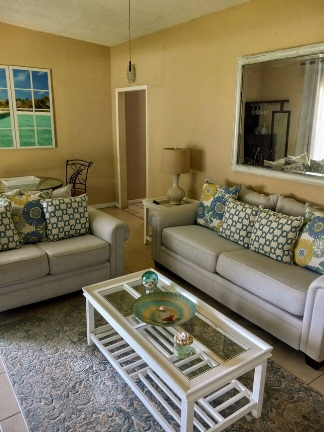 Foto del edificio - 4220 37th Ave N