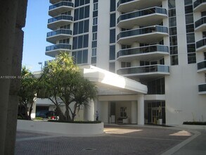 Building Photo - 4779 Collins Ave