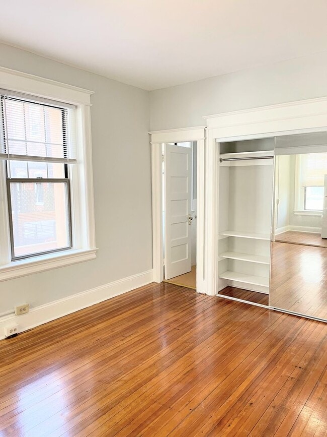 Building Photo - 1715 P St NW