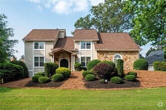 Building Photo - 2917 Ashebrooke Dr NE
