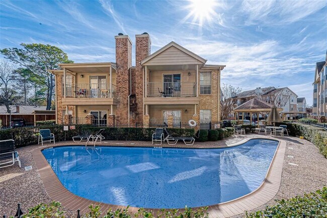 Foto del edificio - 12550 Whittington Dr