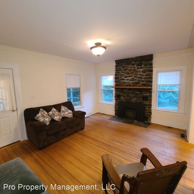 Building Photo - 2 br, 1 bath House - 23 Taylor Street,