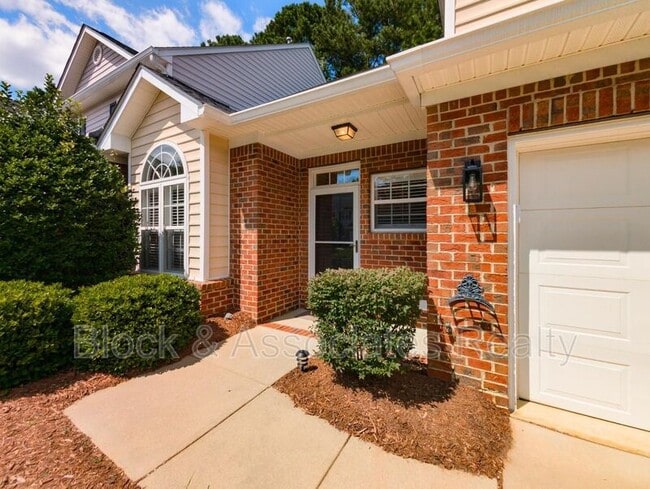 Building Photo - 2007 White Pond Ct