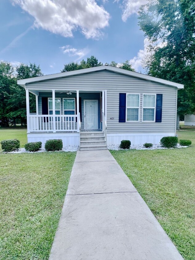 Primary Photo - Move in Ready - 2 Bedroom/2 Bath