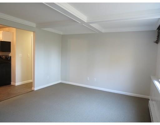 Building Photo - 862 Haverhill St
