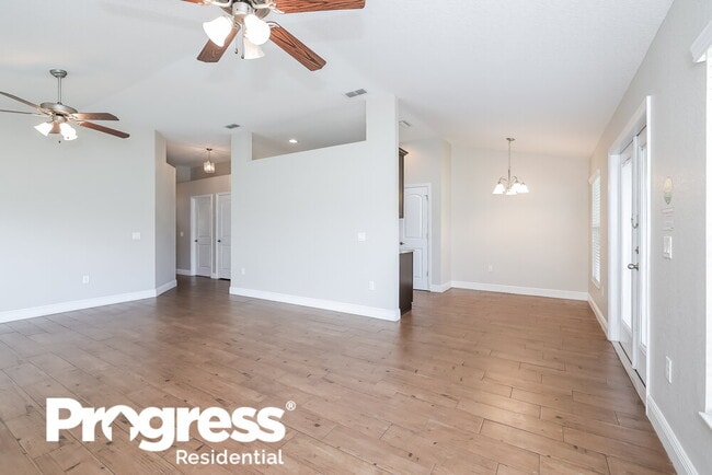 Building Photo - 5449 Oro Valley Rd